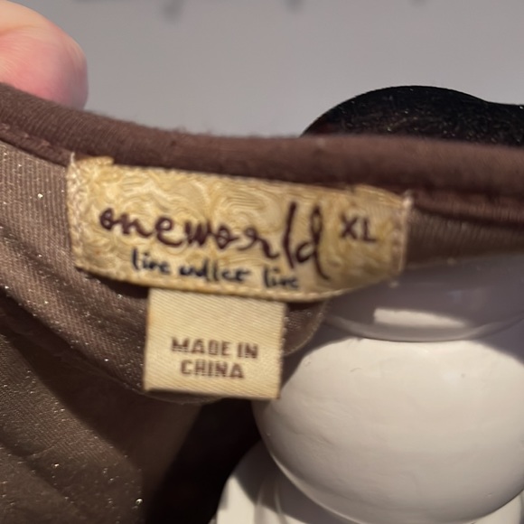 Beautiful blouse - Picture 5 of 6